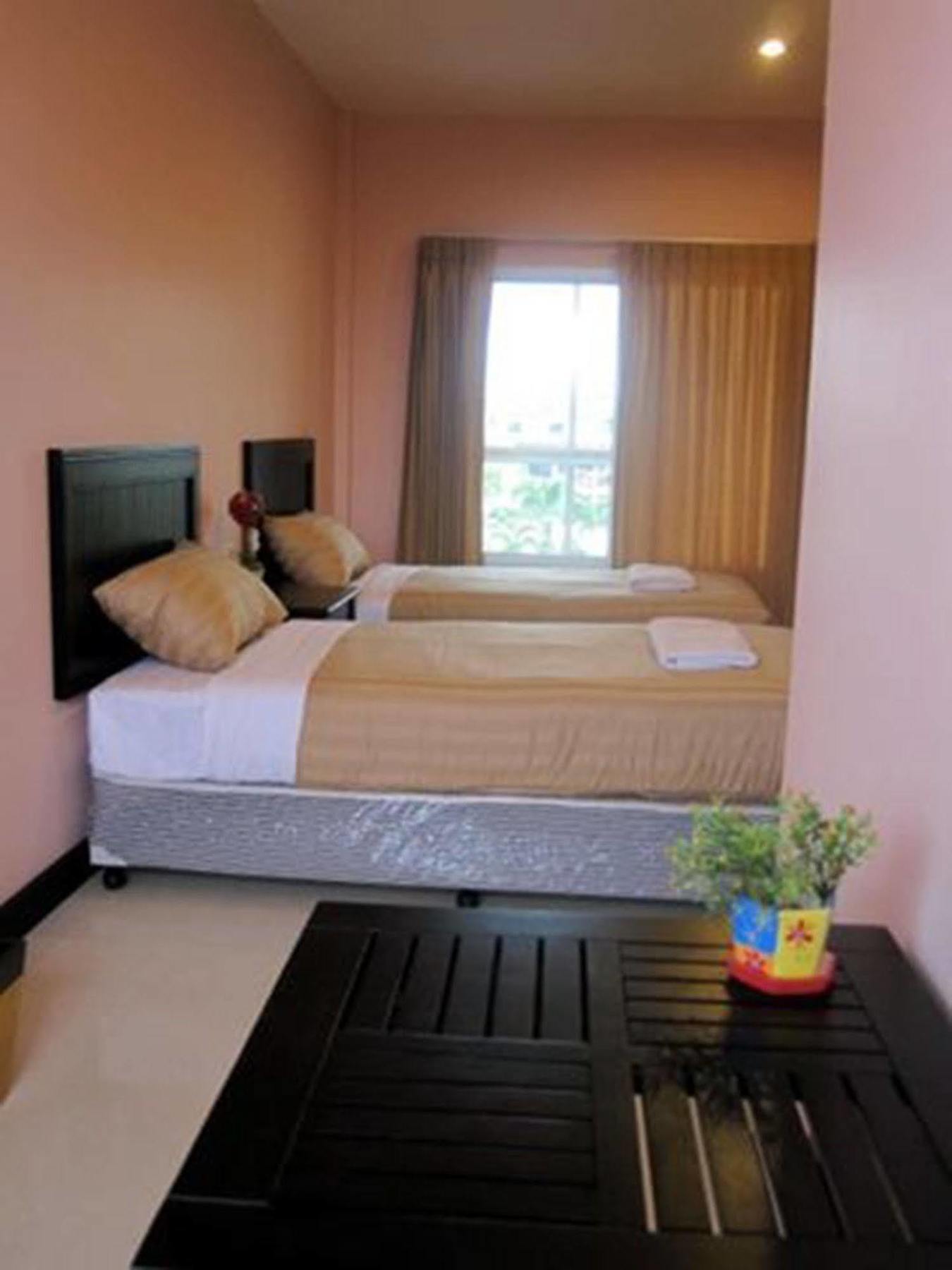 The Victory Hotel Ban Muang Daeng ภายนอก รูปภาพ